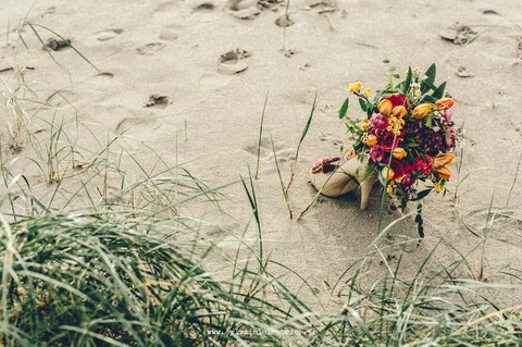 bouquet de mariée jaune et rose
