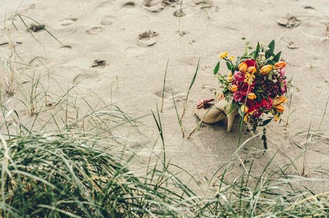 bouquet de mariée jaune et rose